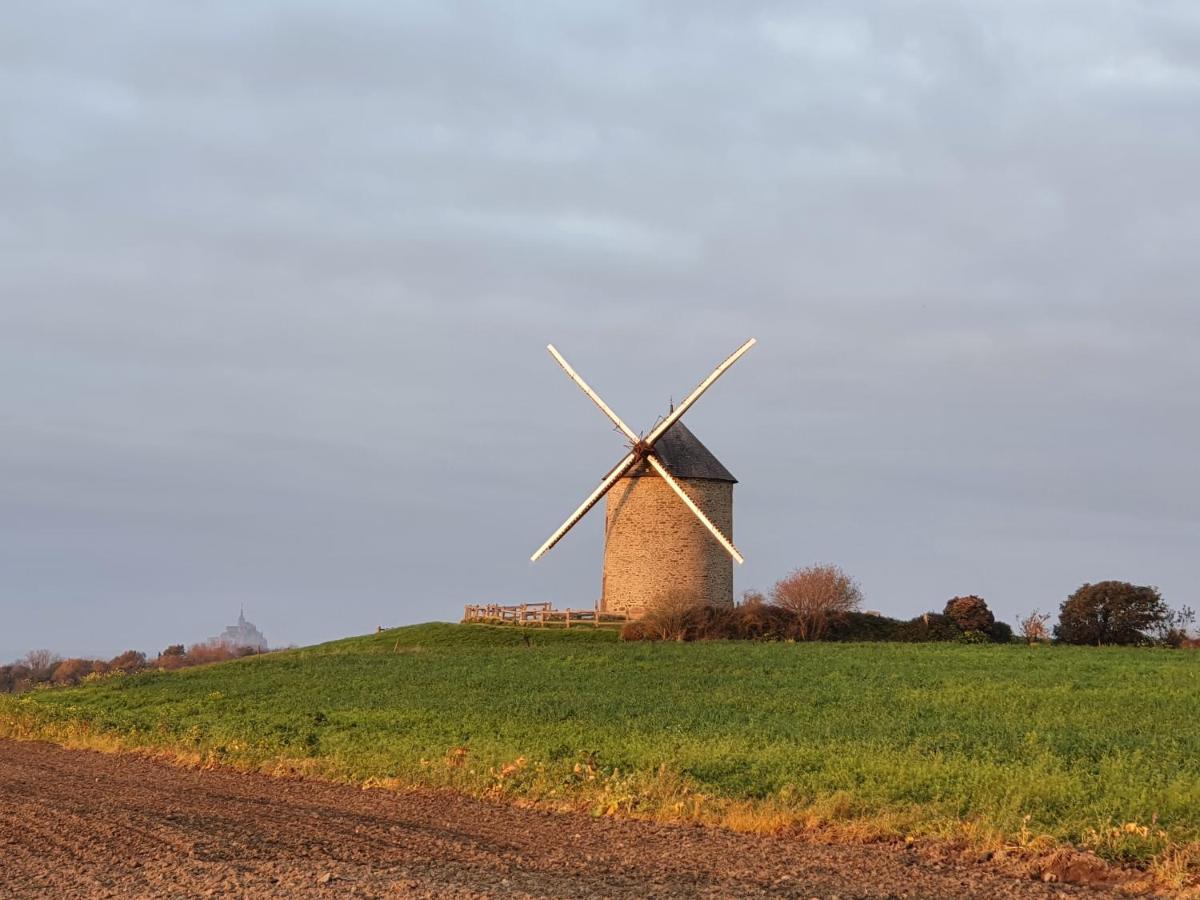 La Bastide Du Moulin - Mont St Michel Bed & Breakfast Moidrey Exterior photo